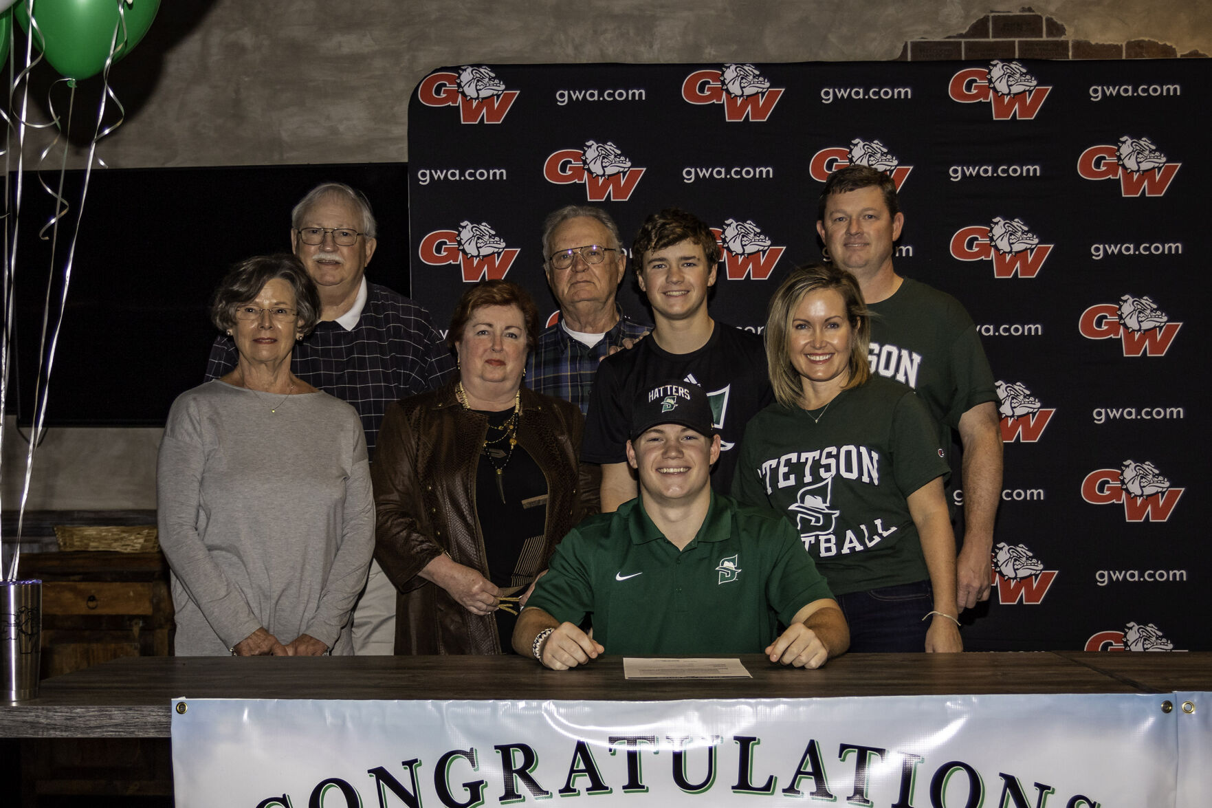 Ellerbee inks with Stetson
